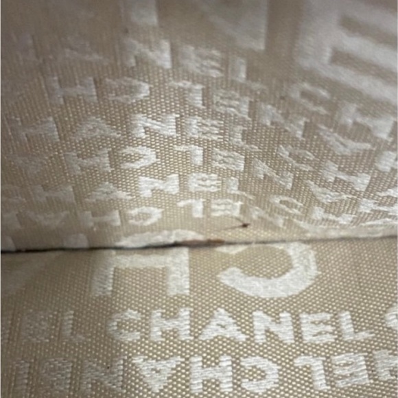 CHANEL Timeless Black Caviar Leather Diamond Pattern Embossed Wallet Clutch Bag - Picture 7 of 11